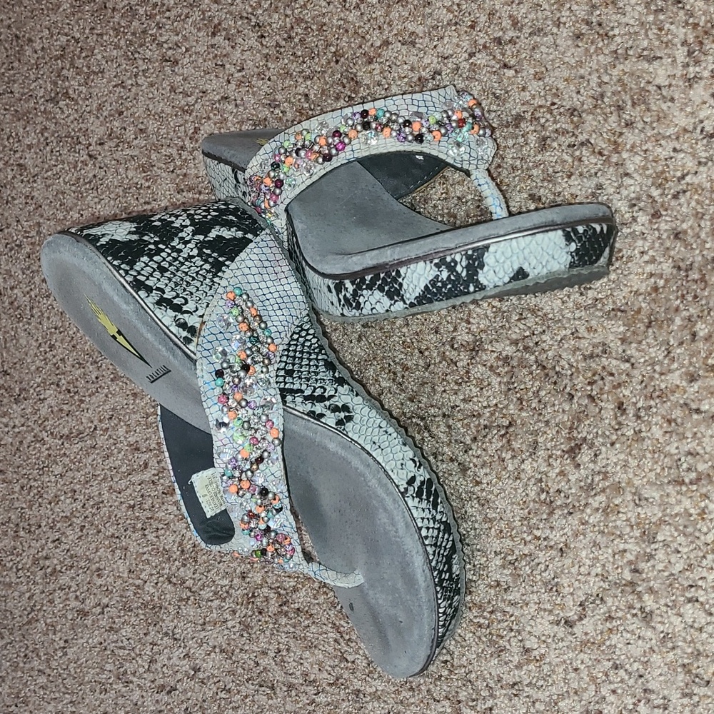 Volatile Wedges